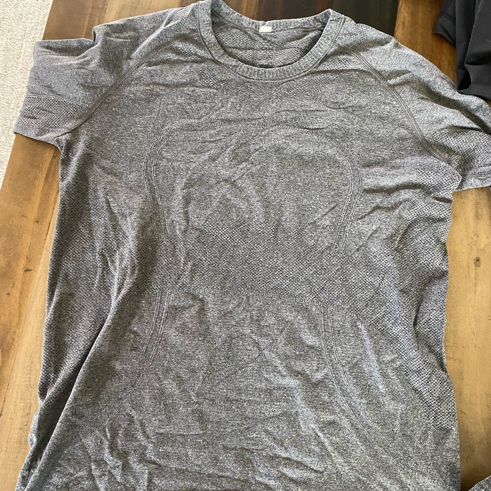 Size 12 swiftly tech long sleeve